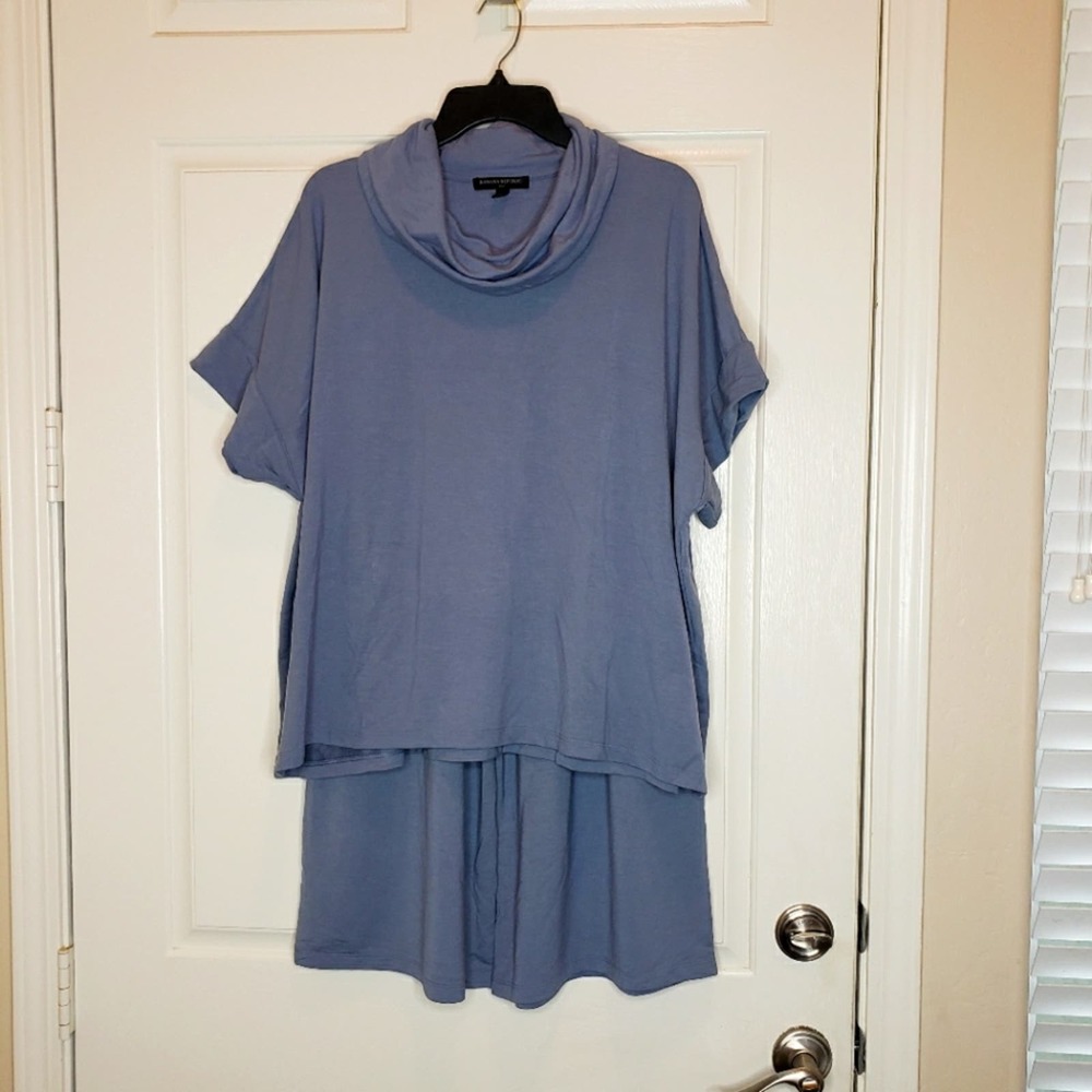 Banana Republic lounge set, cowl neck top and wide leg pants, blue, small